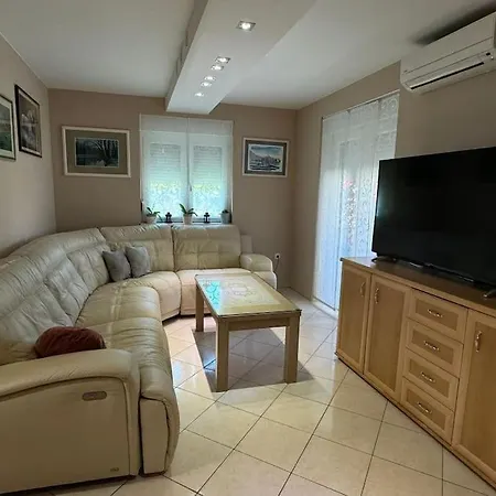 Sweet Apartment
